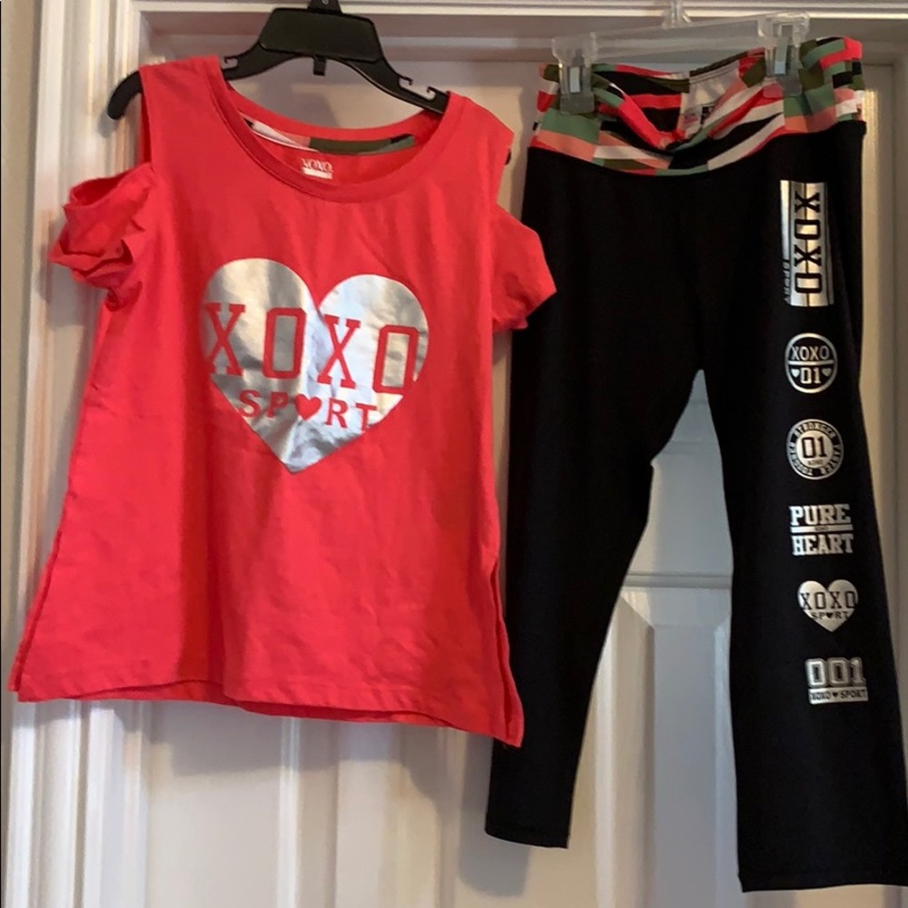 Girl’s XOXO Sport Matching Set, Size M 10/12)